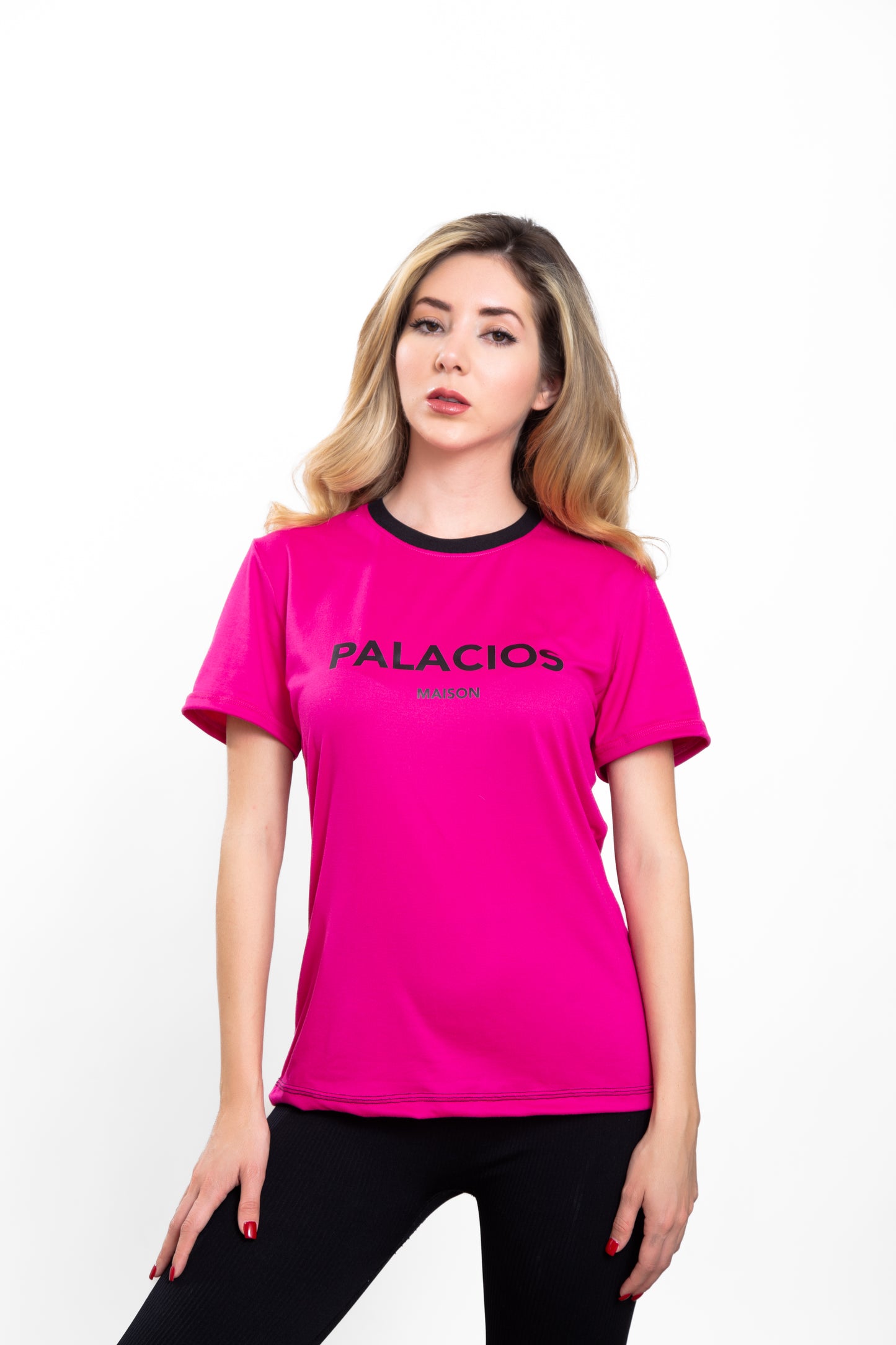 CAMISETA ROSA LOGO PALACIOS EN NEGRO