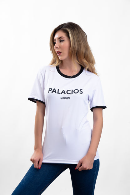 CAMISETA BLANCA CON CONTRASTE EN CUELLO Y MANGAS CON APLICACION LOGO PALACIOS